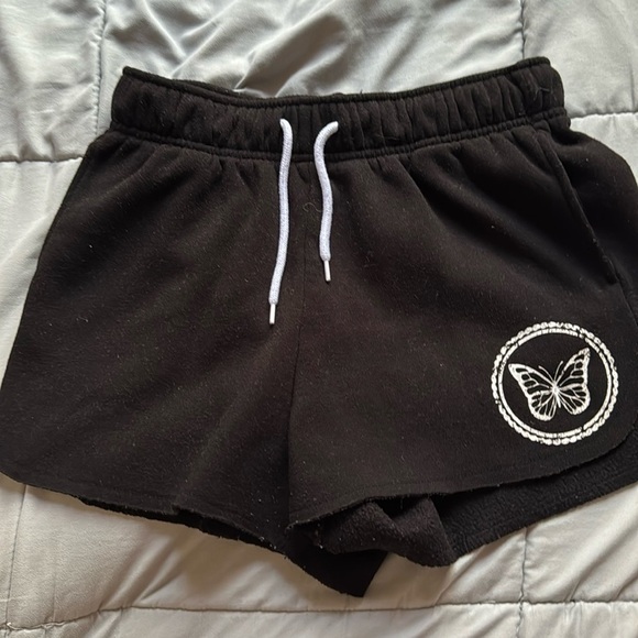 No boundaries short - Picture 1 of 7